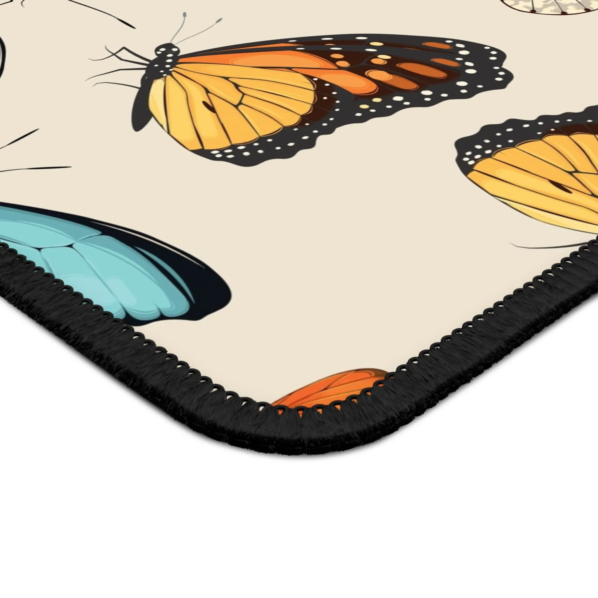 Butterfly Bliss Gaming Mouse Pad - Vibrant Decor for Gamers