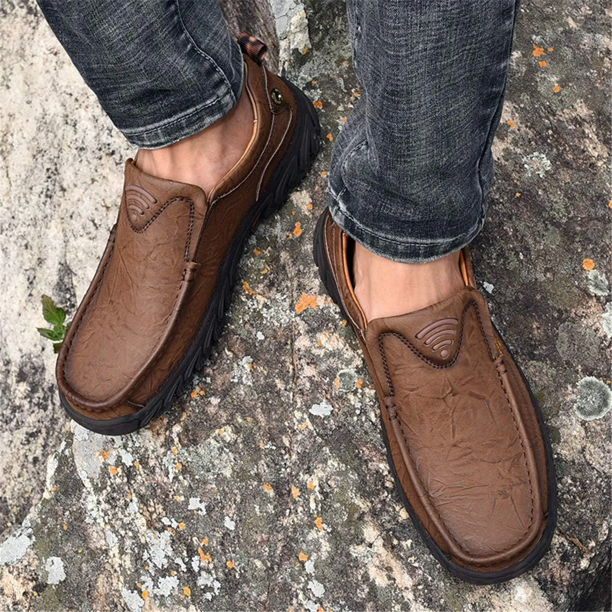 ChicWind Men's Breathable Slip-On Leather Stitched Hiking Loafers