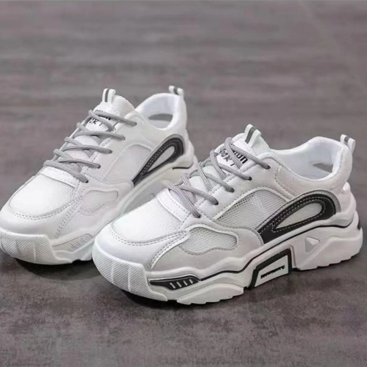 Chunky Sneakers for Women & Girls Summer Breathable Walking Shoes with 1.9-Inch Thick Sole - Comfortable