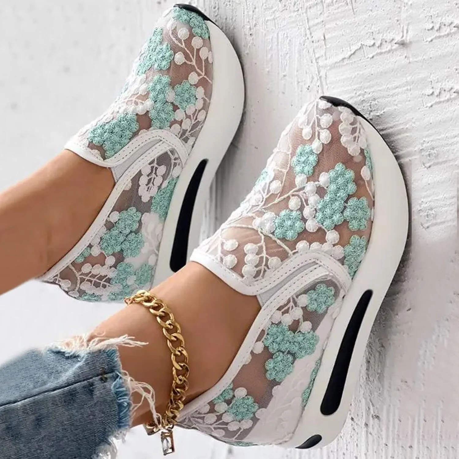 Ladies Fashion Breathable Lace Mesh Flower Embroidery Round Head Thick Bottom Comfortable Dressy Casual Shoes