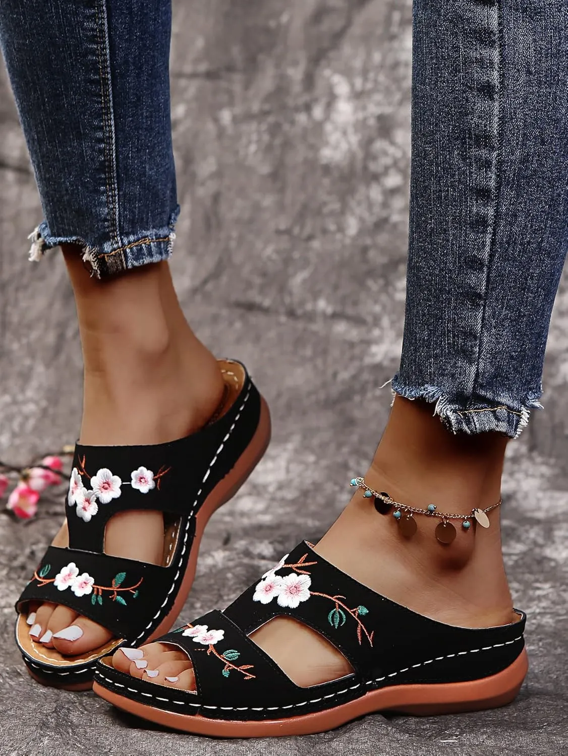 Ladmiple Sandals Women 2023 Fashion Floral Orthopedic Flip Flops with Arch Support Slippers Roman Casual Open Toe Sandal