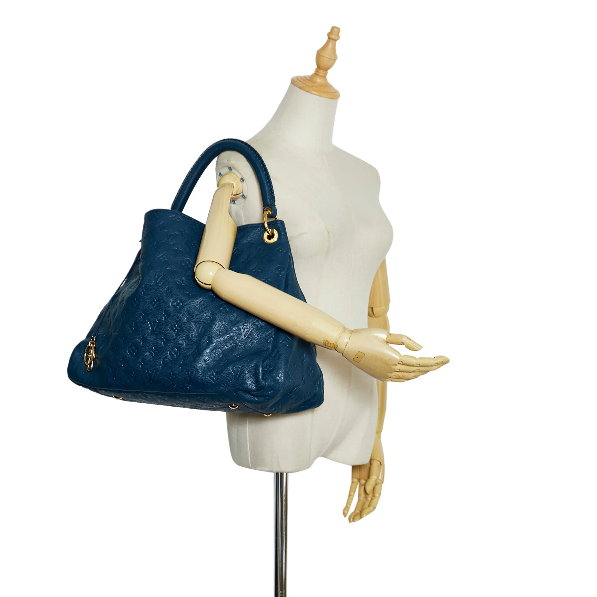 Trendy Inspired Louis Vuitton Arts Mm Blue Monogram Empreinte
