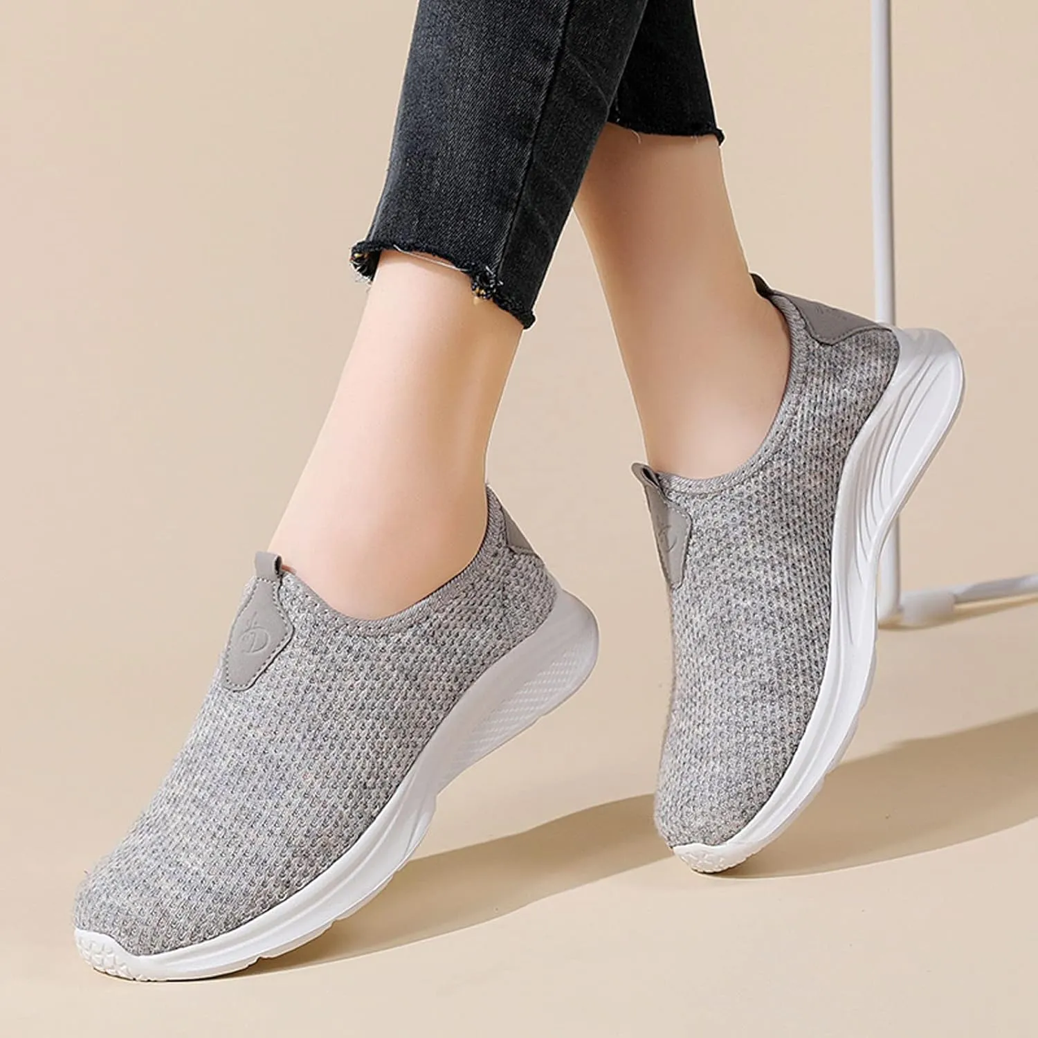 Womens Slip On Walking Shoes Lightweight Breathable Non Slip Non Slip Work Shoes Women Casual Women's Casual Shoes Waterproof Sneakers Tennis Shoe Cross Trainer Shoe
